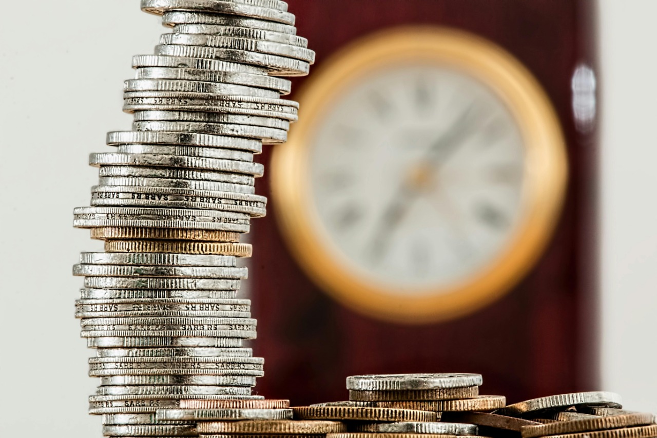 Berapa modal awal trading untuk karyawan kantoran?